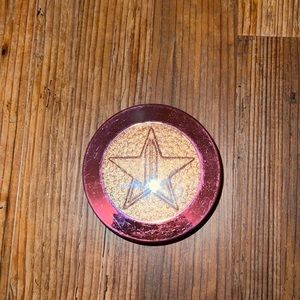 Jeffree star caramel kiss supreme frost highlighter